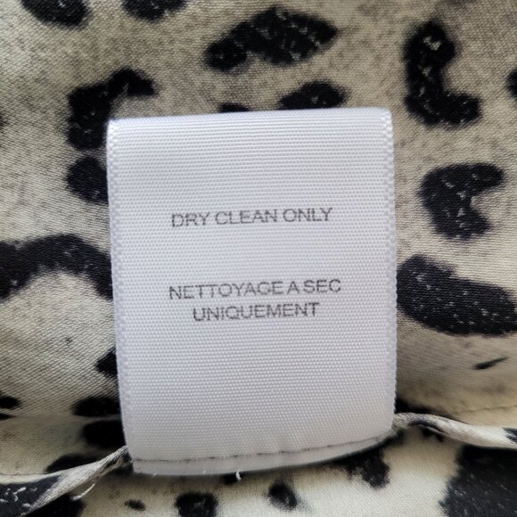 Joie Leopard Print 100% Silk Sleeveless Blouse Top Womens Size XS - Picture 7 of 7